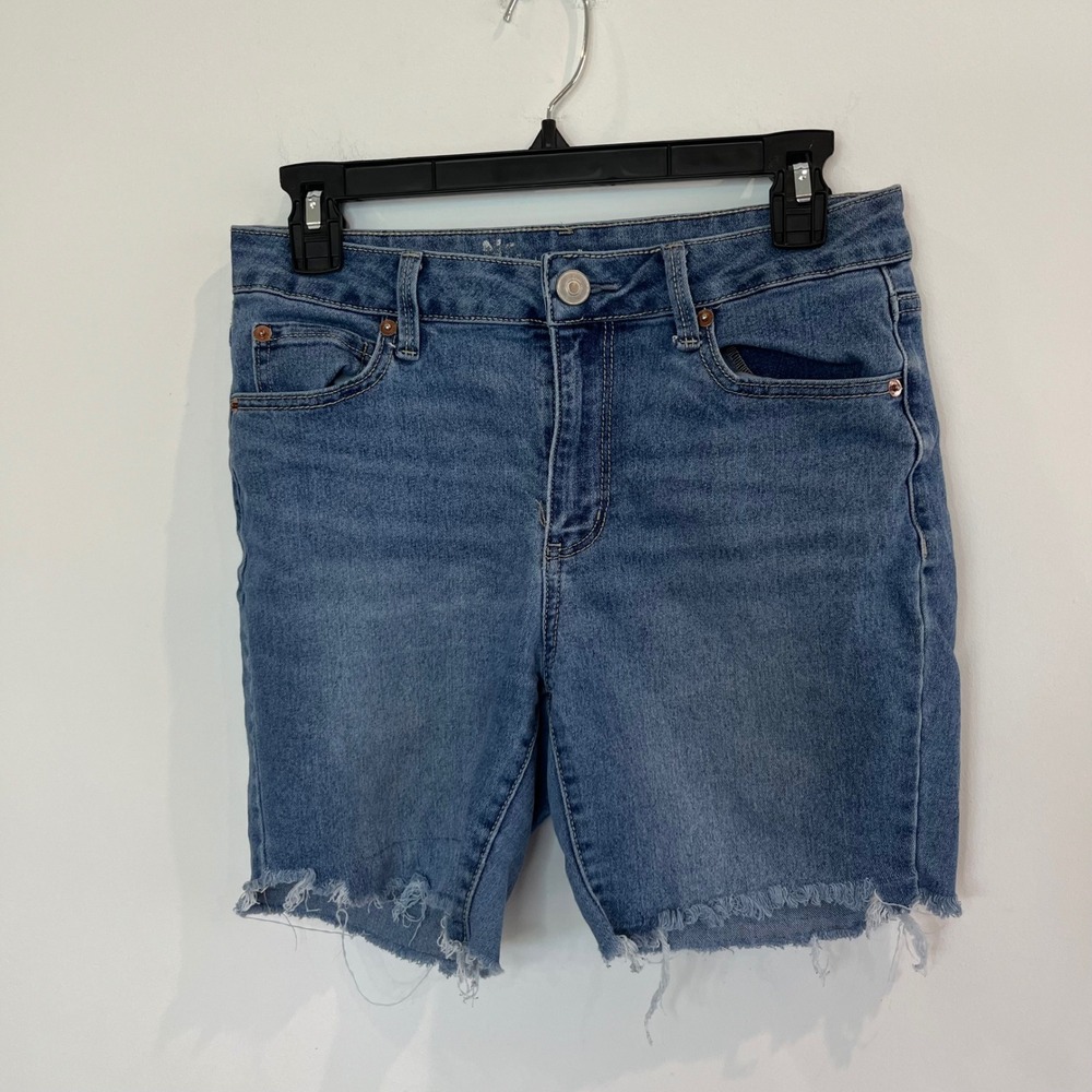 No Boundaries Womens Denim Shorts Blue High Rise Raw Hem Size 8 - B040